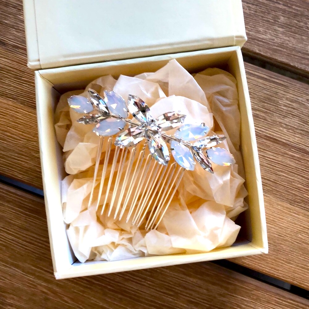 Brides  Hairpins Fiorella Comb  Style 272